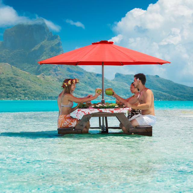 Motu Pique-Nique à Bora Bora - Tahiti Tourisme © Grégoire Le Bacon