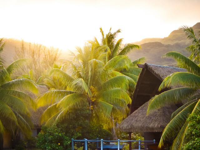 Bungalow Lapita Village Huahine - Tahiti Tourisme © Teriitua Maoni