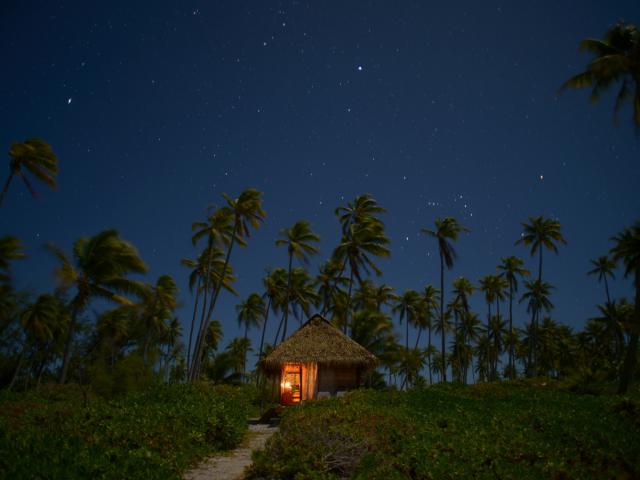 Crusoe La Nuit Tahitian Guesthouse Raimiti Fakarava - Tahiti Tourisme © Tahiti Tourisme