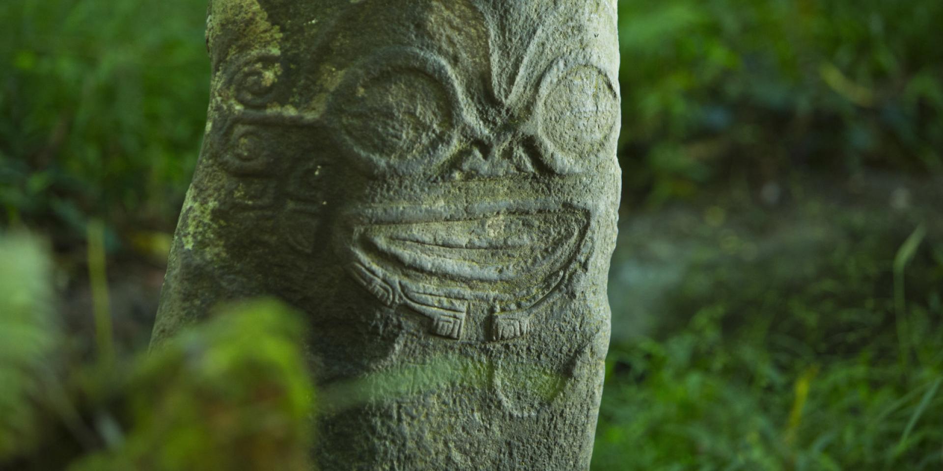 Hiva Oa Tiki Souriant © Tahiti Tourisme