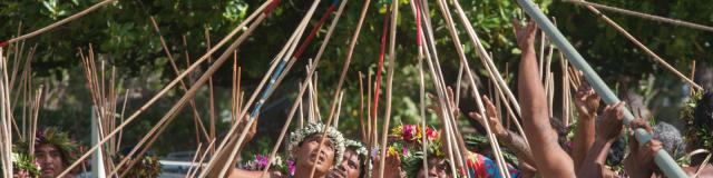 Javelot Tuaro Maohi Tahiti Tourisme ©. Boissy Alesimedia