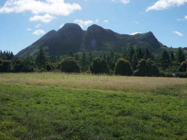 Mount Taitaa Tubuai - Tahiti Tourisme