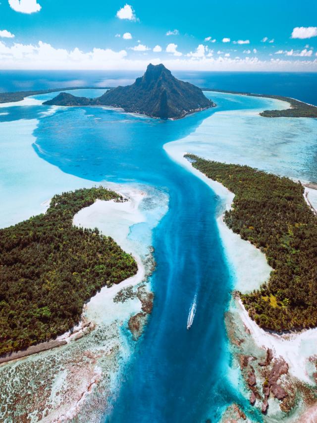 Vue somptueuse sur Maupiti et son lagon - Tahiti Tourisme © Karl Shakur