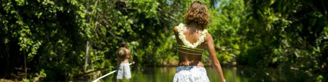 Paddling up the River in Faaroa