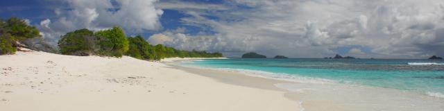 White Sandy Beach in Mangareva - Tahiti Tourisme