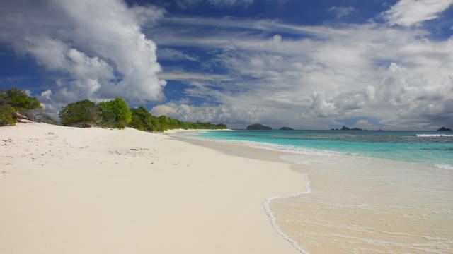 A White Sandy Beach On A Motu In The Gambier Islands Tahiti Tourisme