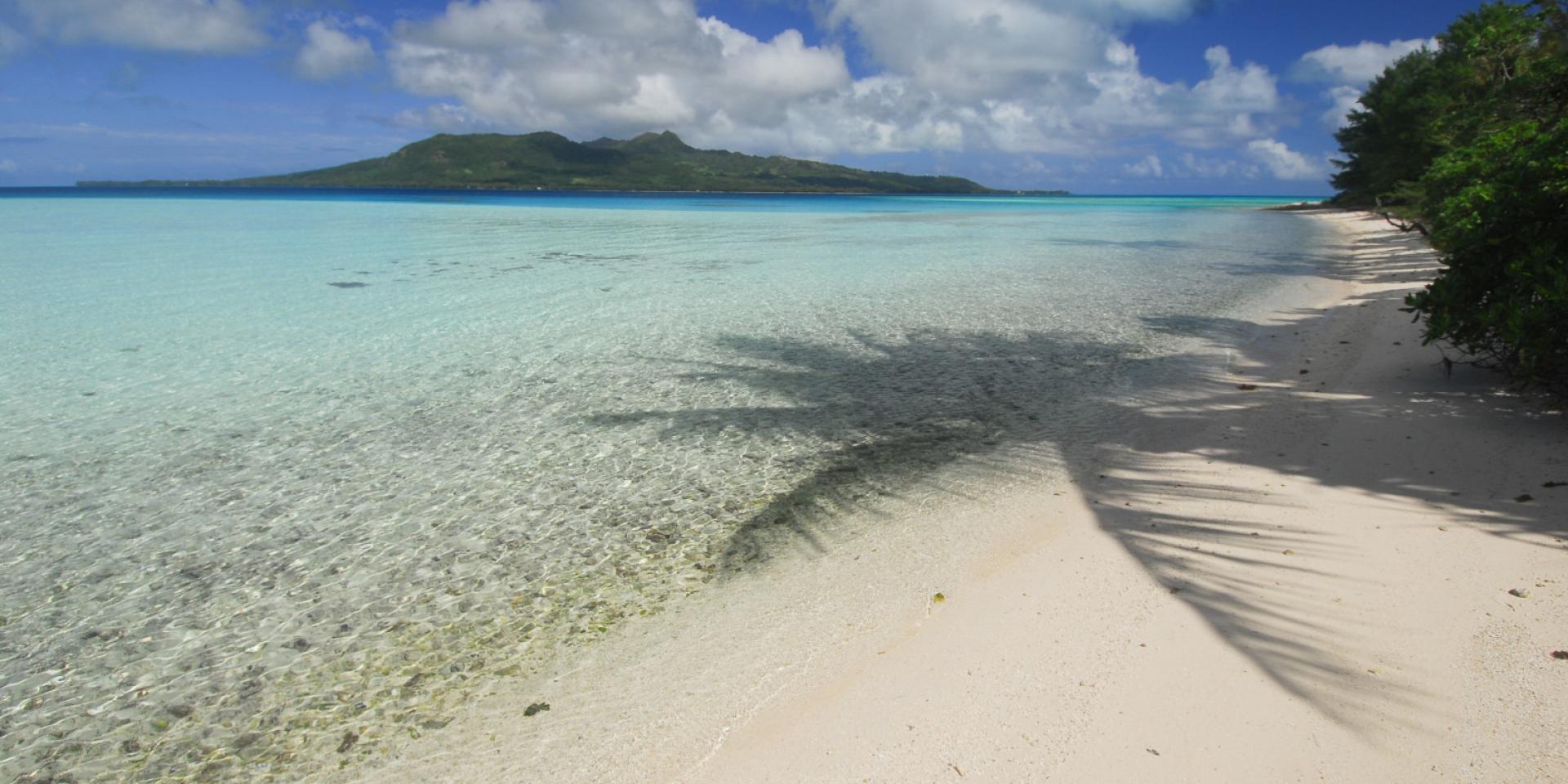 Tavana Beach in Tubuai - Tahiti Tourisme © Frédéric Cristol