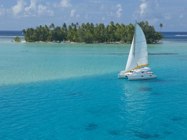 Voilier à Taha'a - Tahiti Tourisme © Gregoire Le Bacon