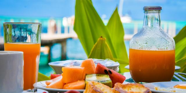 Petit Déjeuner Polynésien - Tahiti Tourisme © Teriitua Maoni