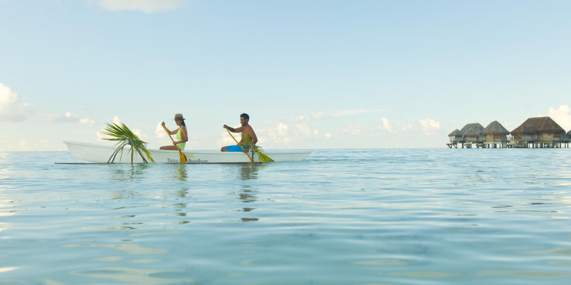 Outrigger Canoe Tikehau - Tahiti Tourisme © Tahiti Tourisme
