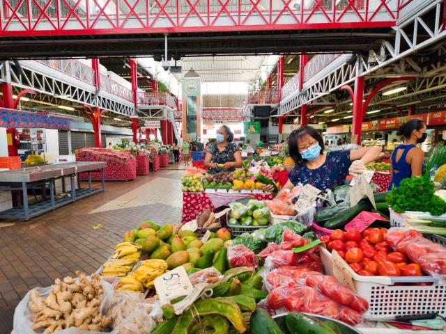 Tahiti Marché De Papeete Fruits Et Légumes Tahiti Tourisme © Kristiyan Markov