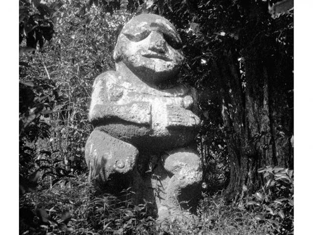 The Laughing Tiki Of Raivavae - Tahiti Tourisme © Pierre Verger