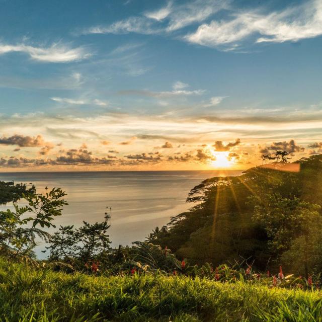 Sunset A Raiatea Tahiti Tourisme Audrey Svoboda Bur